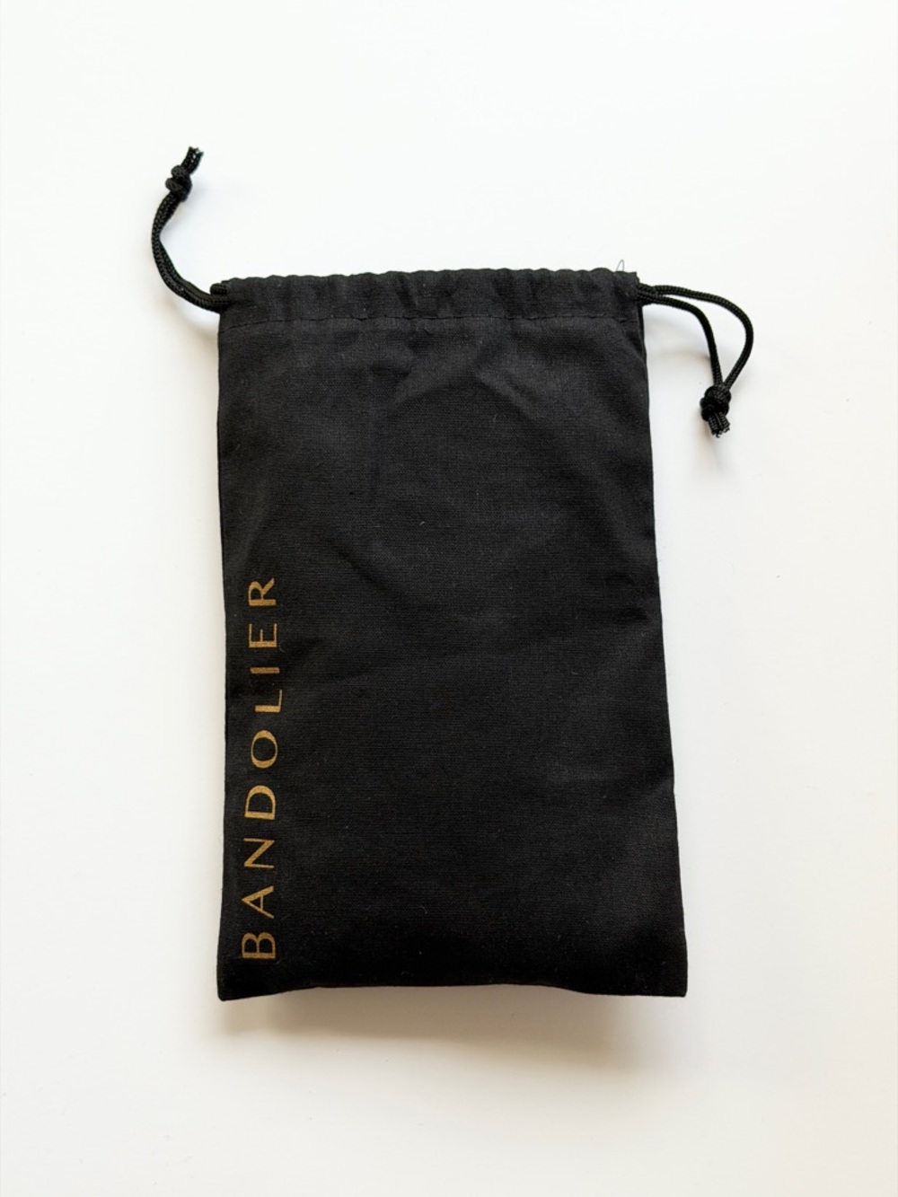 Bandolier Mila MagSafe Crossbody phone case in black/gold iPhone 17 PRO - Picture 6 of 6
